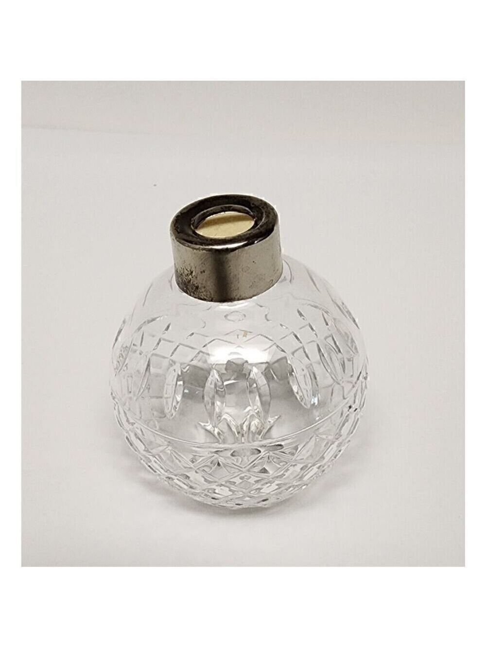 Lenox 1984 1st Annual Series Christmas Deep Cut Crystal Ornament